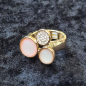 Preview: Ring, vergoldet, mit Katzenaugen und Kristallen