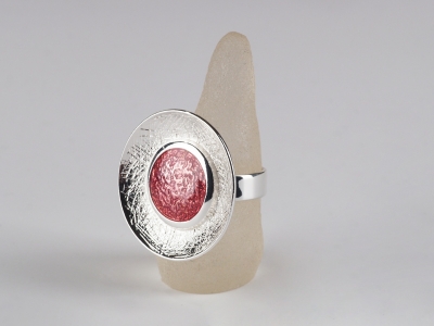 Ring mit regulierbarer Schiene