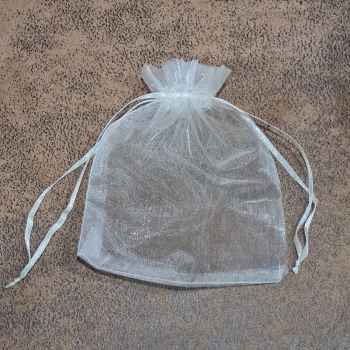Organza-Säckchen in creme