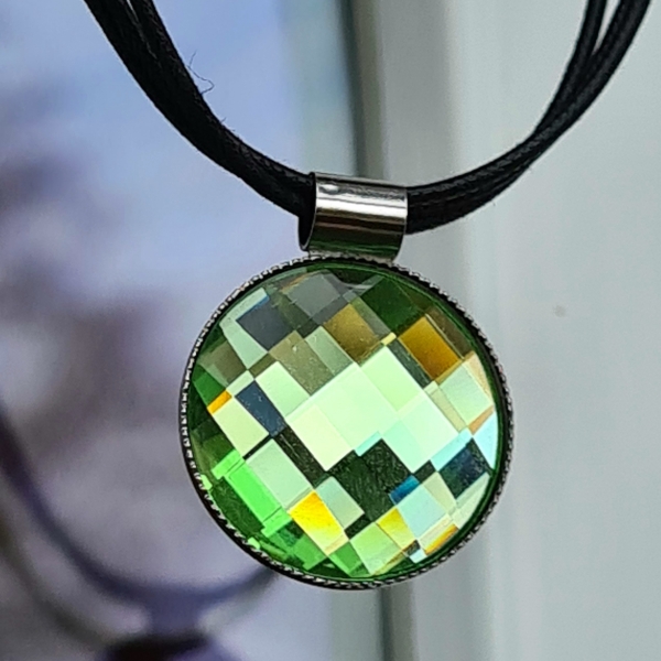Mesh Collier mit Kristall