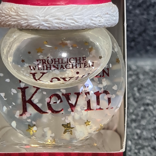 Schneekugel "Kevin"