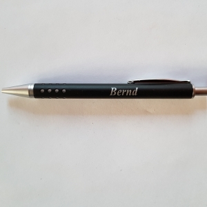 Bernd - schwarz