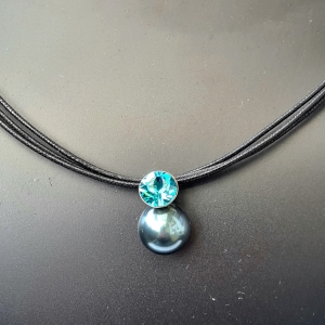 Mesh Collier mit Perle und Kristall